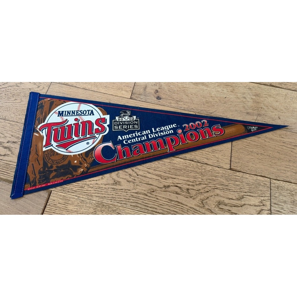 Minnesota‎ Twins 2002 American League Central Division Champions Pennant Flag